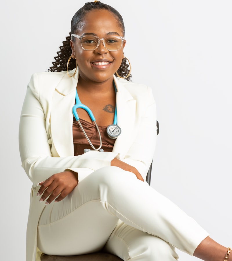 A licensed primary care clinician ready to help